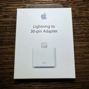 Apple Lightning to 30 Pin Adapter Sync Charge Connector MD823AM/A Genuine - Zdjęcie 1 z 3
