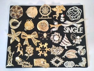 30 VTG. To MODERM Jewelry Lot Gold/Silver Tone Brooch Rhinestone Enamel - Picture 1 of 9