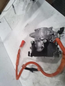 Used A/C Compressor fits: 2024 Honda Cr-v 2.0L hybrid Grade C - Bild 1 von 4
