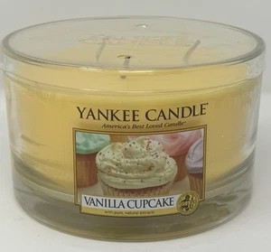 Yankee Candle VANILLA CUPCAKE 3-Wick Large Candle, 17oz RETIRED HTF - Picture 1 of 6