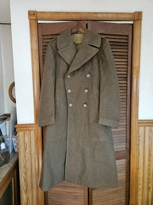 VINTAGE WWII Long Green Wool Army Trench Coat Overcoat Military Rare 38R Nice! - Image 1 of 4
