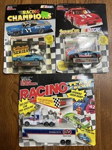 NASCAR Lot  VTG 1992 Richard Petty Racing Champions Team Truck 43 Mini Stock Car - Picture 1 of 24