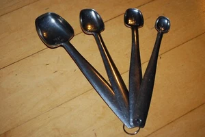 Vintage Foley Stainless Steel Long Handle Measuring Spoons Tbsp, Tsp Set of 4 - Picture 1 of 3