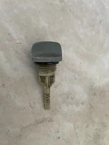 Lote 185-2, 1984 Honda ATC70 Dip Stick - Imagen 1 de 1