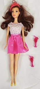 Barbie Doll Teresa Doll with Drinks Mattel 2011 - Picture 1 of 5