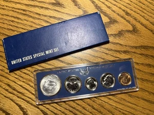 1966 United States Special Mint Set Coin Set Uncirculated - Picture 1 of 2