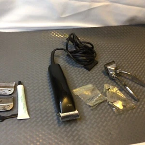 ANDIS CLIPPERS MODEL MBG2 WITH EXTRA ATTACHMENTS AND VINTAGE MANUAL CLIPPERS - Picture 1 of 11