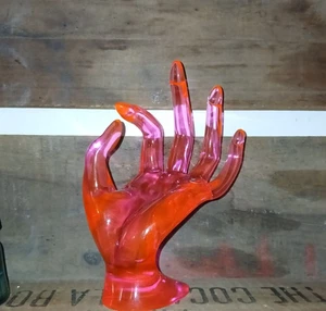 Vintage Pink Lucite Hand Ring Holder Jewelry Display Retro Vanity Decor - Picture 1 of 7
