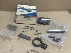 Ford E0HZ-5A376-A Tilt Cab Lift Pump Beam Kit -- 1980-1991 CL9000 CLT9000 -- NOS - Picture 1 of 8
