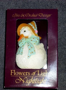 New In Box Ibis & Orchid Flowers Of Light Mama Goose Night Light - Picture 1 of 3