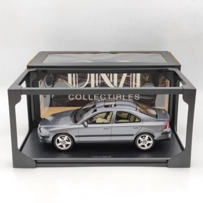 DNA Collectibles 1/18 Volvo S60 R 2003 DNA000107 Resin Model Car Grey Metallic - Image 1 of 4
