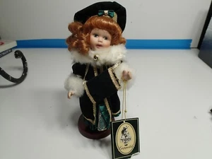 Geppeddo Porcelain Doll 7" tall Girl with tag - Picture 1 of 4