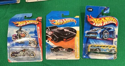 Hot Wheels Lot Of 3 OCC Splitback, 69 Copo Corvette & Tag Rides 3/5 Surfins Bus - Image 1 of 4