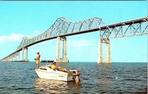 Bradenton, FL Florida BARCO DE PESCA ~ PESCADORES Sunshine Skyway Bridge Postal - Imagen 1 de 2