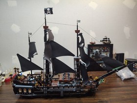LEGO Pirates of the Caribbean: The Black Pearl (4184)