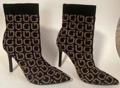 *GUESS Sz 9 M Tears Monogram Knitted Ankle Boots Booties black/Tan Logo Stiletto - Image 1 of 4