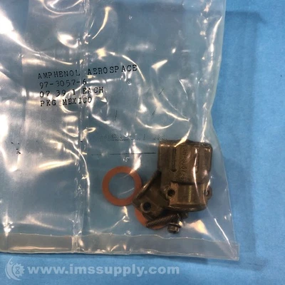 AMPHENOL AEROSPACE 97-3057-6 Cable Clamp Connector FNFP - Image 1 of 4