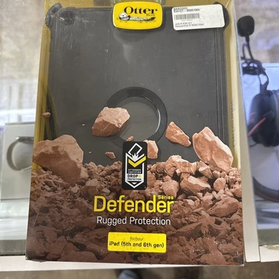OTTERBOX DEFENDER SERIES DEFENDER RUGGED PROTECTION FOR IPAD 5TH AND 6TH GEN‼️ - Image 1 of 4