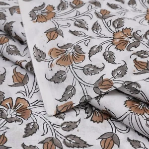 Indian Hand Block Floral Print Fabric Grey Pure Cotton Running Fabric 2.5 Yards - Picture 1 of 7