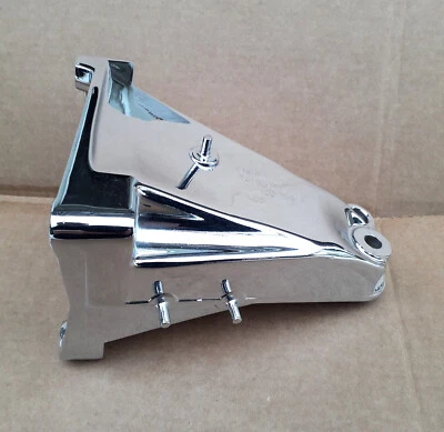 Supporto motore cromato per Golf 3, Vento, Corrado, 357 199 354 J, originale VW, - Immagine 1 di 2