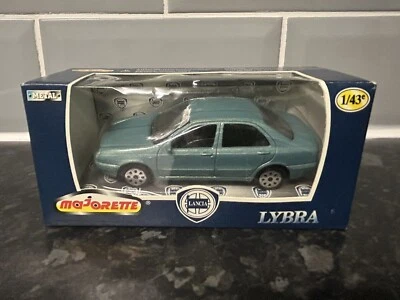 Majorette Lancia Lybra 4dr Saloon 1998 in Light Green 1:43 Scale Diecast Model - Image 1 of 4