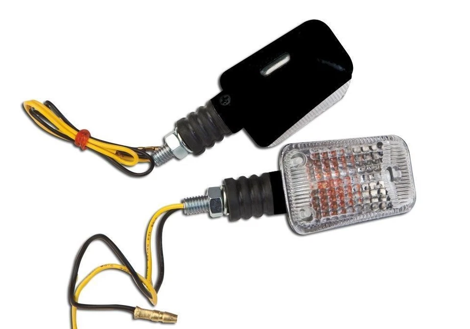 060025 2 FRECCE CORTE NERE LAMPADA OMOLOGATE per TUTTE le MOTO ENDURO - Immagine 1 di 1