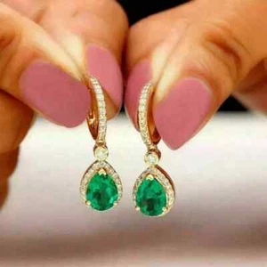 Pendientes colgantes de esmeralda natural corte pera verde enchapados en oro amarillo de 14 quilates - Imagen 1 de 6