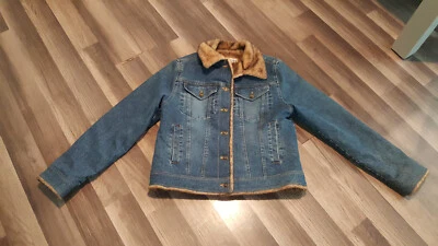 Marvin Richards women's denim faux fur lined Medium  size  jacket. - Image 1 of 4