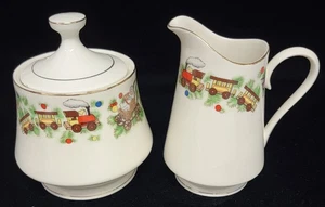 Vintage Marine Spielzeug für Tots Milchkännchen und Zuckerdose mit Deckel Weihnachten MIB A+ - Bild 1 von 4