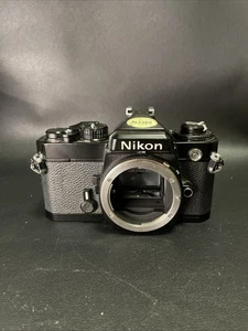 Nikon FE analoge Spiegelreflexkamera 35 mm Gehäuse – schwarz – IST-Teile - Bild 1 von 2