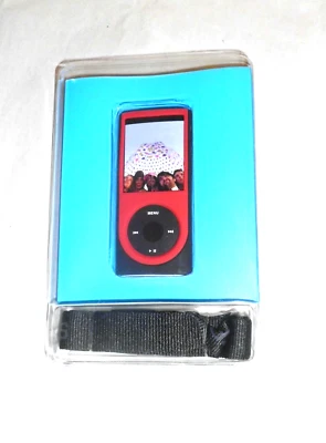 gear4 Jumpsuit Mode Silicon case for ipod nano 4th Gen & Lanyard UK - Image 1 of 3