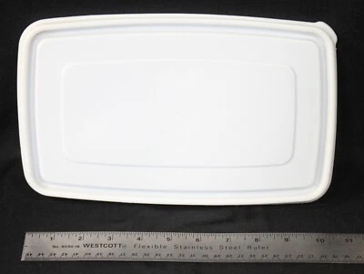 Rubbermaid Servin Saver #6 Rectángulo Almendra Tapa Sello 0003 11"x6.75" Foto 1 de 4