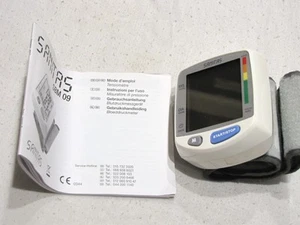 Sanitas SBM 09 Wristheld AA Battery Pressure Gauge Art 659.60 Manual - Picture 1 of 8