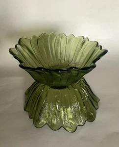 2 Indiana SUNFLOWER Depression Glass Bowls GREEN Candy Dish Matching  7" Vtg MCM - Picture 1 of 13