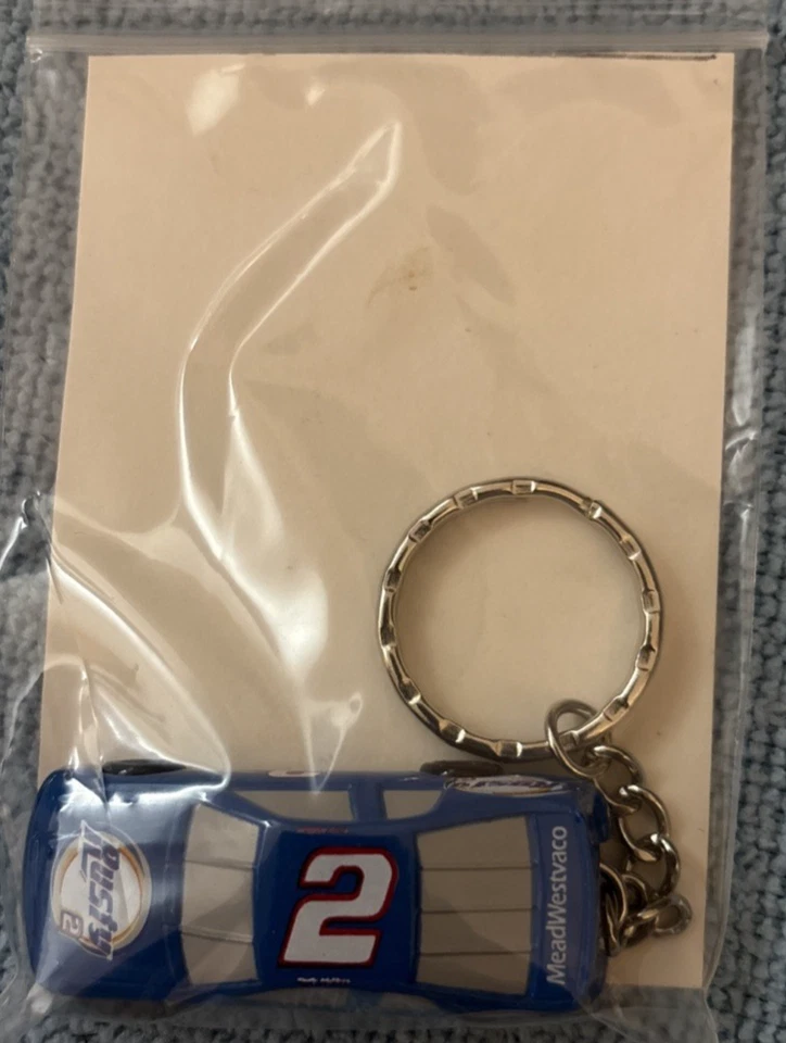 ¡LLAVERO FUNDIDO A PRESIÓN OXIDADO WALLACE # 2 ESCALA 1:87! ¡ENVÍO RÁPIDO! Foto 1 de 1