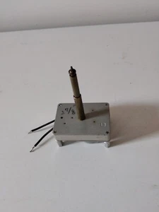 Vintage Lanshire XL7 Long Stem Clock Motor 2 7/8 inch working - Picture 1 of 3