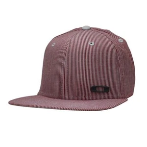 Oakley Raider 2 Trucker Cap Mens Womens Size S/M Red Line Baseball Flat Peak Hat - Picture 1 of 1