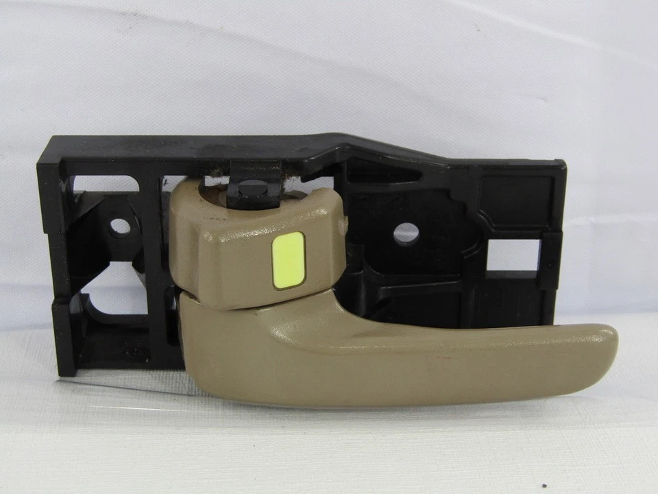 Manija interior de la puerta interior delantera izquierda Toyota Tundra 2000-2006 Foto 1 de 4