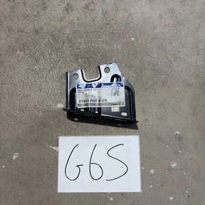 Ford Explorer 2011-2015 Fender Mounting Bracket BB5Z16A143A OEM Support - Bild 1 von 3