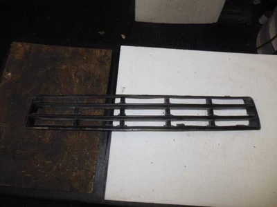 Rejilla VIN J octavo dígito incluye centro inferior de ciudad compatible con 99-07 GOLF 498114 Foto 1 de 4