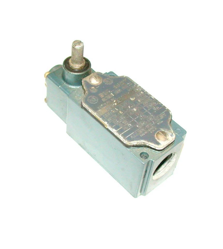 INTERRUPTOR DE LÍMITE AJUSTADO AL ACEITE ALLEN BRADLEY 802T-A 10 AMP SERIE D Foto 1 de 1