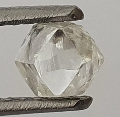 Diamante natural en bruto de 0,63 quilates - Color I - VVS1 - VIDEO 360° - YL2594 Foto 1 de 4