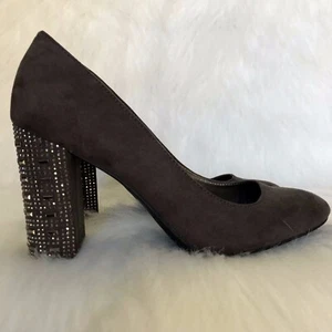 Libby Edelman Womens Shoes Gray Size 7.5 Block Heels Suede Rhinestone Studded - Picture 1 of 11