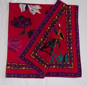 De Colección Liz Claiborne Rojo Estampado Floral Bufanda 40" Cuadrado - Imagen 1 de 8