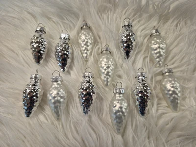 Zapfen Christbaumkugeln Christbaumschmuck Weihnachtsdeko Inge Glas silber frost - Bild 1 von 2