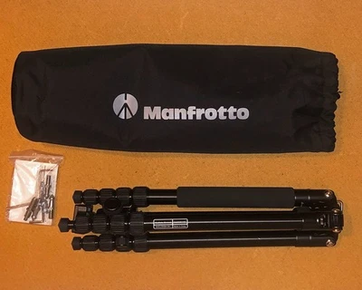 Manfrotto MKELEB5BK-BH Element Traveller Ball Head Tripod+carry bag+accessories - Image 1 of 3