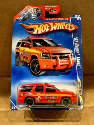 Chevy Tahoe 108/190 rojo Hot Wheels HW City Works '09 02/10 '07 Foto 1 de 4
