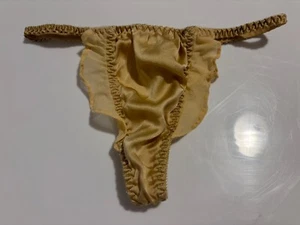 Tanga bragas vintage de seda Victoria’s Secret doradas talla pequeña - Imagen 1 de 10