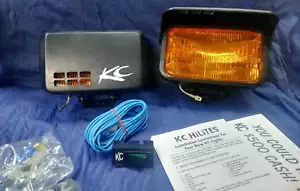 NOS Jurassic Park Jeep Wrangler KC Fog Light Set #570 - Picture 1 of 9
