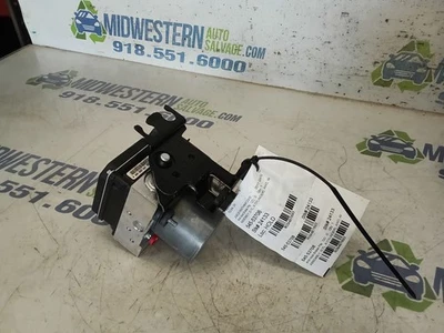 Anti-Lock Brake Part Assembly 6 Cylinder AWD Fits 15-17 INFINITI QX70 9487893 - Image 1 of 4